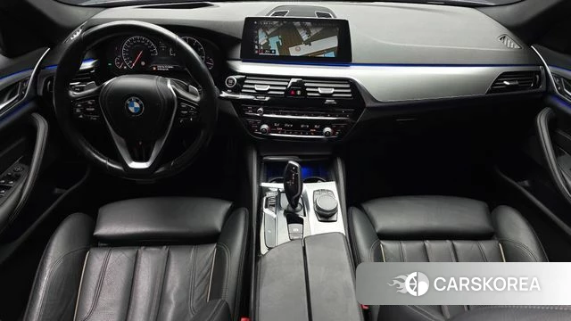 BMW 5 Series (G30) id 5042232 из Кореи 29