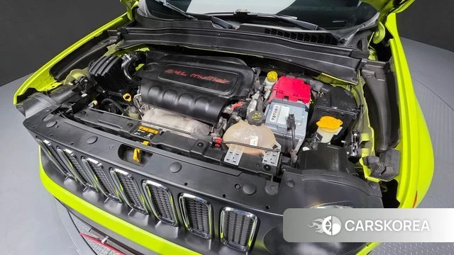 Jeep Renegade id 4960328 из Кореи 27