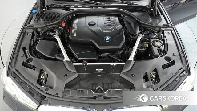 BMW 5 Series (G30) id 5012525 из Кореи 31