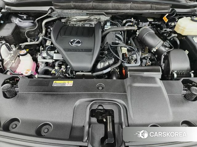 Lexus RX500h 5th generation id 4995388 из Кореи 16