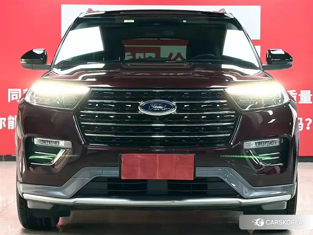 Ford Explorer 2021 Red/purple из Китая, фото 6