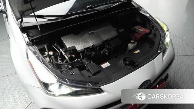 Toyota Prius 4th Generation id 5023090 из Кореи 16