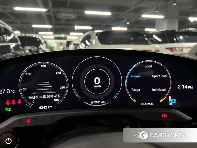 Porsche Taycan id 3550484 из Кореи 13