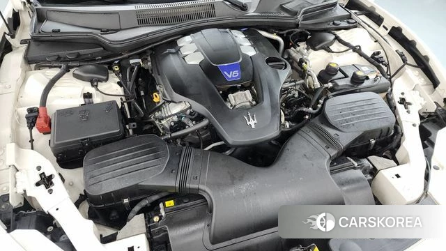 Maserati Ghibli id 4918989 из Кореи 28
