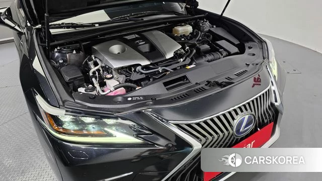 Lexus ES300h 7th generation id 4997774 из Кореи 35