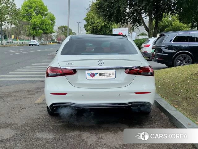 Mercedes-Benz E-Class 2024 Белый из Китая, фото 6