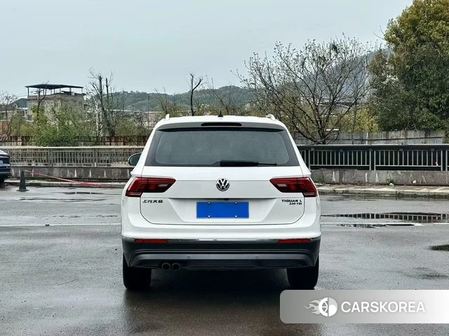 Volkswagen Tiguan L 2020 Белый из Китая, фото 6