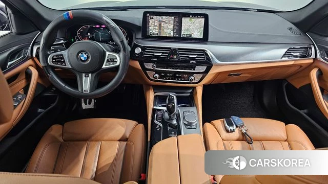 BMW 5 Series (G30) id 5028054 из Кореи 29