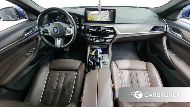BMW 5 Series (G30) id 4573429 из Кореи 31