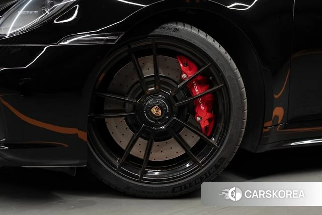 Porsche 911(992) id 5003024 из Кореи 8