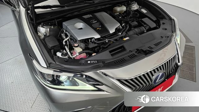 Lexus ES300h 7th generation id 5013899 из Кореи 30