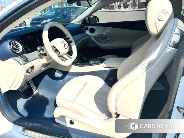 Mercedes-Benz E-Class 2021 Белый из Китая, фото 6