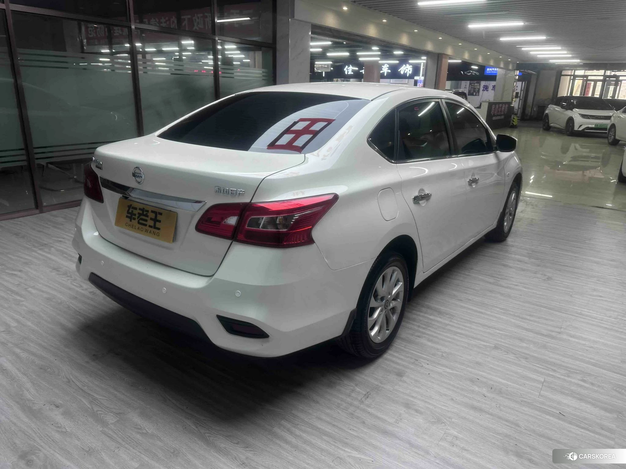 Nissan Sylphy 2024 Белый из Китая, фото 6