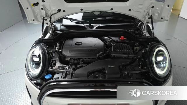 Mini Cooper Convertible id 5045959 из Кореи 32