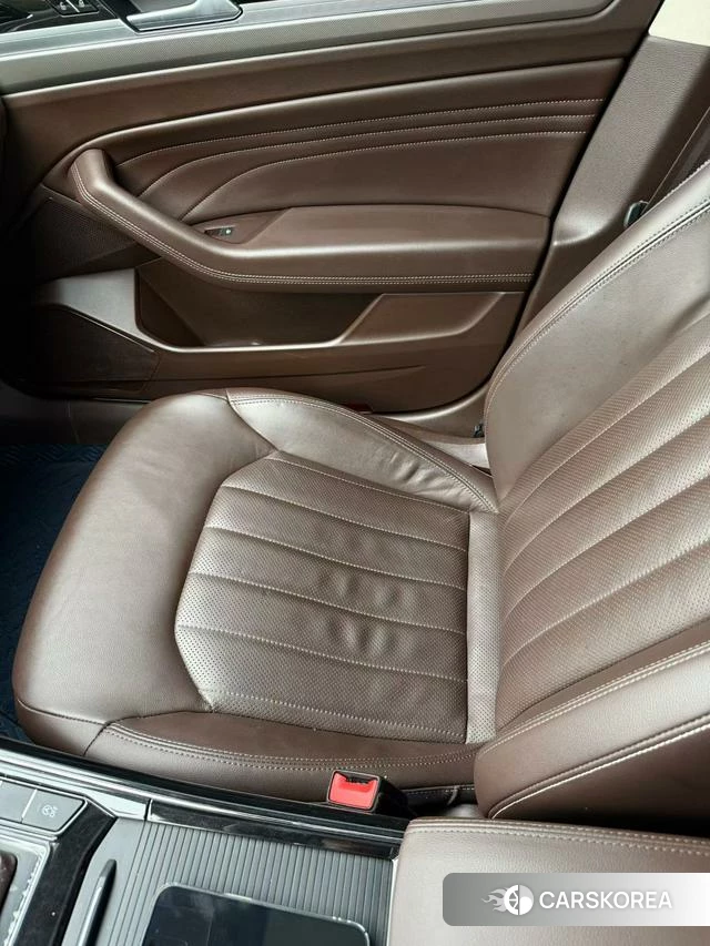 Volkswagen Phideon 2021 Черный из Китая, фото 6