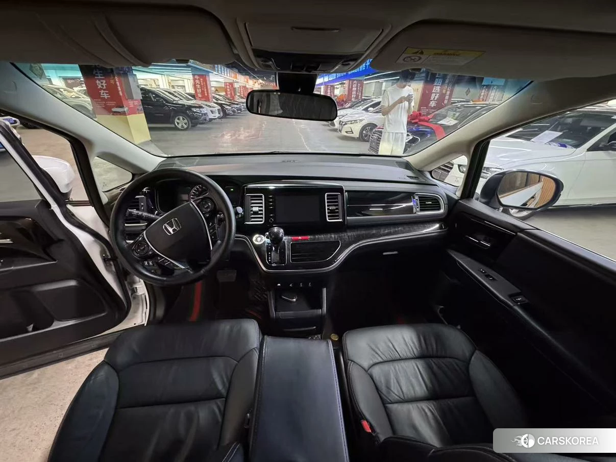 Honda Elysion 2019 Белый из Китая, фото 6