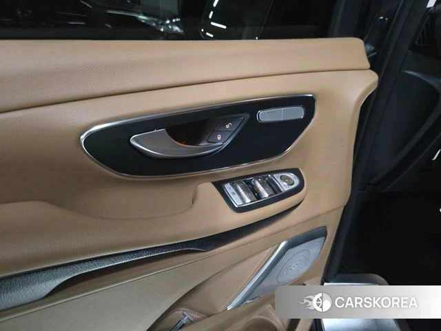 Mercedes-Benz V-Class id 4928905 из Кореи 16