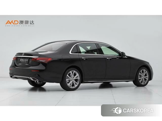Mercedes-Benz E-Class 2023 Черный из Китая, фото 6