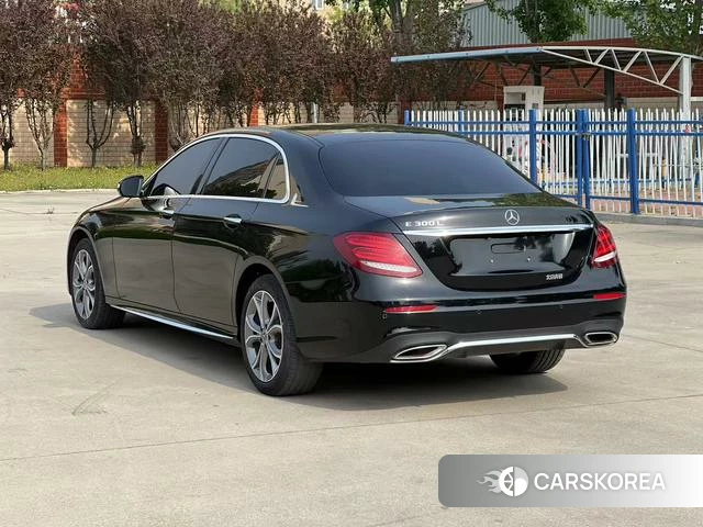 Mercedes-Benz E-Class 2020 Черный из Китая, фото 6