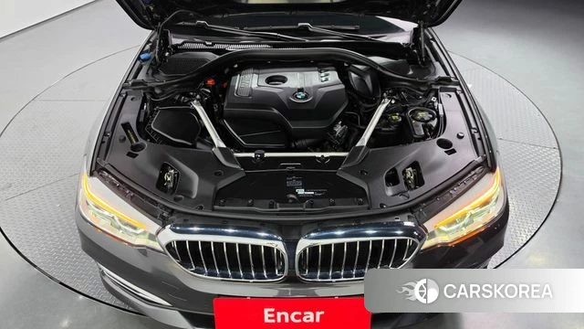 BMW 5 Series (G30) id 4978201 из Кореи 30