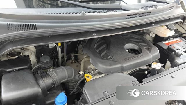 Hyundai The New Grand Starex id 4952367 из Кореи 26