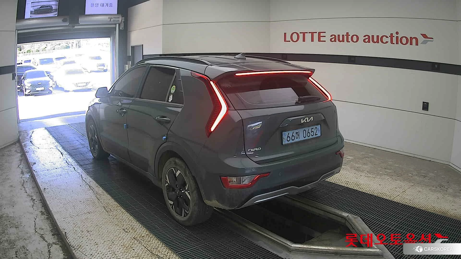 Kia Niro EV id 4990056 из Кореи 18