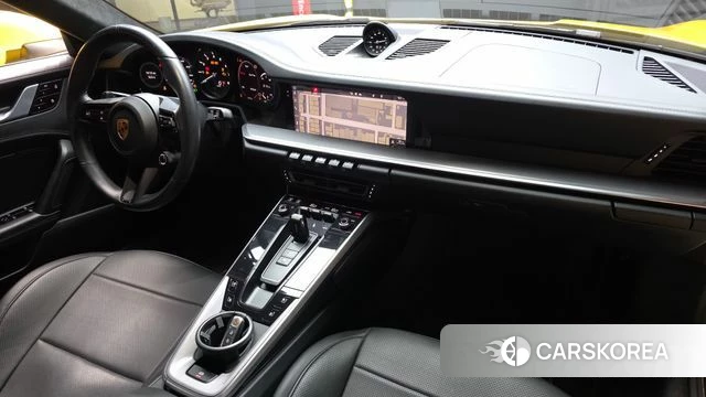 Porsche 911(992) id 5047922 из Кореи 26