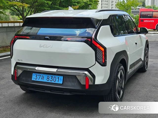 Kia EV3 id 4578408 из Кореи 16