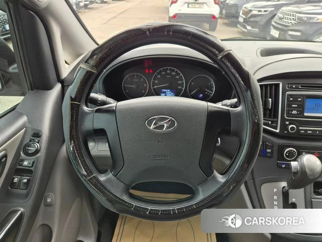 Hyundai The New Grand Starex id 4683915 из Кореи 16