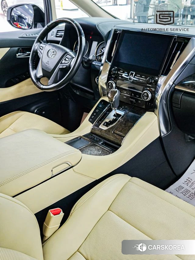Toyota Alphard 2022 Белый из Китая, фото 6