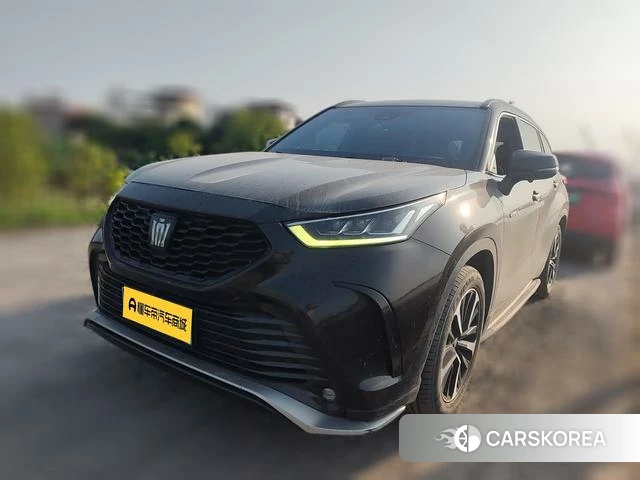 Toyota Crown 2022 Черный из Китая, фото 6