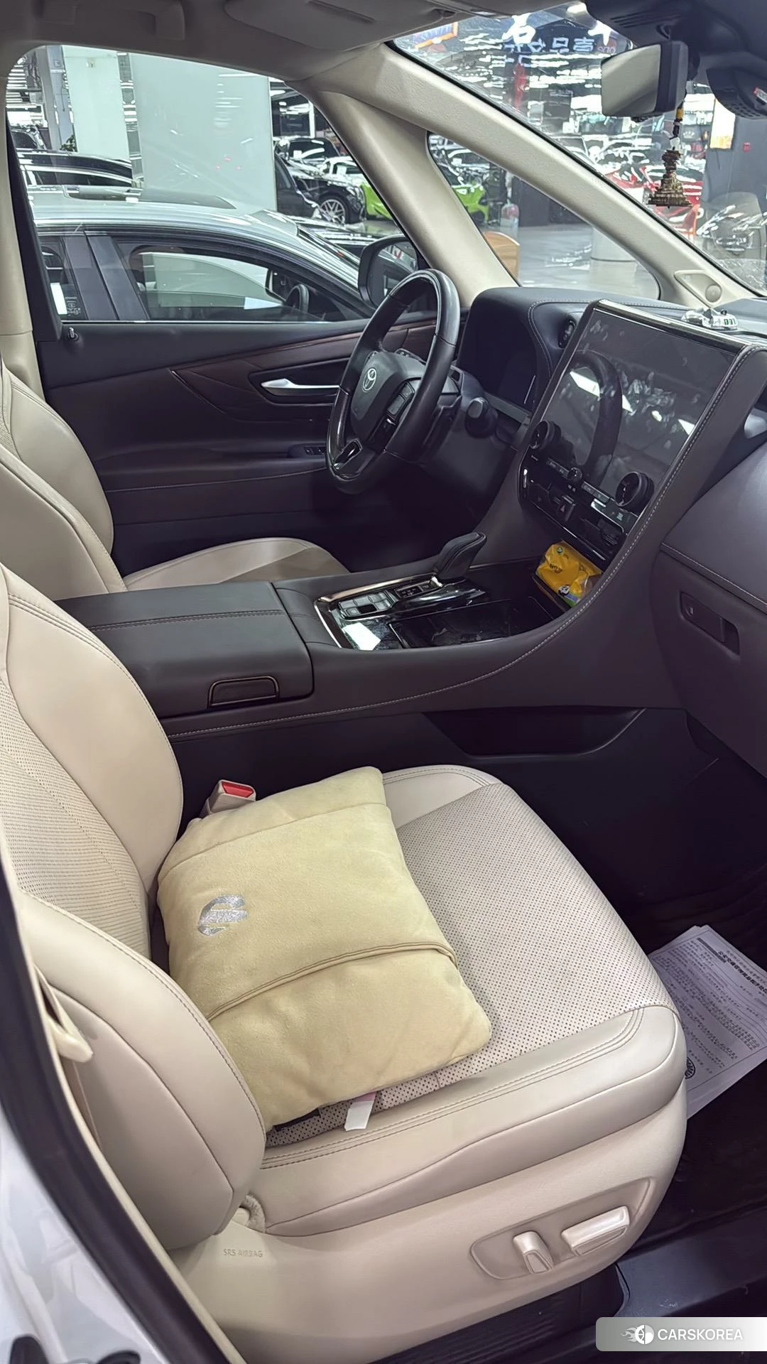 Toyota Alphard 2022 Белый из Китая, фото 6