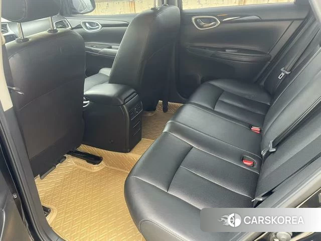 Nissan Sylphy 2023 Черный из Китая, фото 6