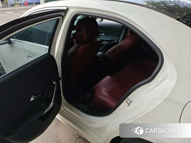 Mercedes-Benz A-Class 2021 Белый из Китая, фото 6