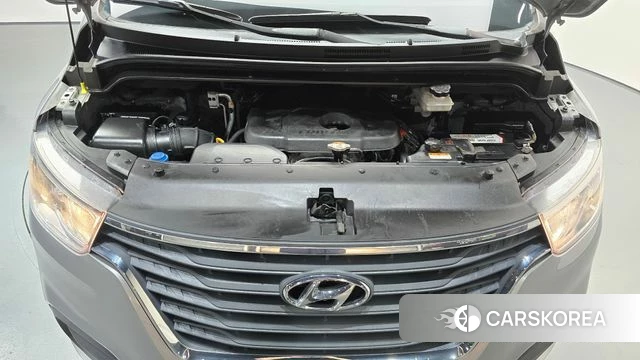 Hyundai The New Grand Starex id 4764969 из Кореи 27