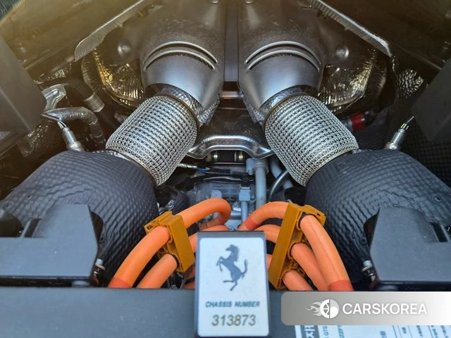 Ferrari 296 GTS id 5045677 из Кореи 16