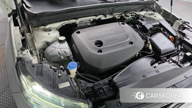 Volvo XC40 id 5034626 из Кореи 34