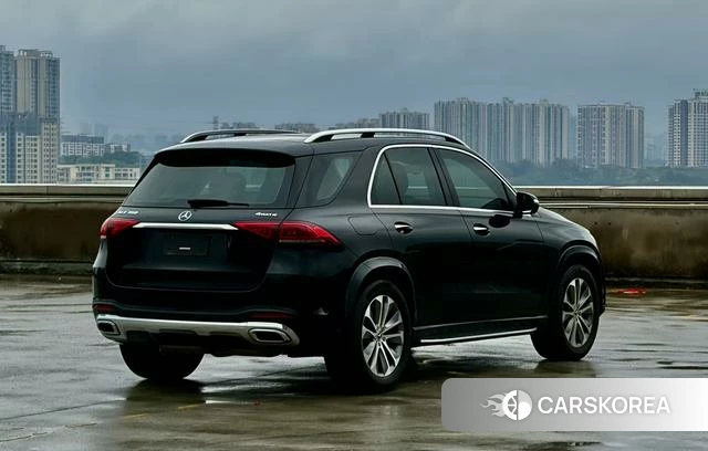 Mercedes-Benz GLE 2023 Черный из Китая, фото 6