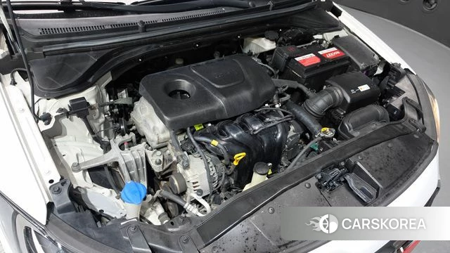Hyundai Avante AD id 5019037 из Кореи 16