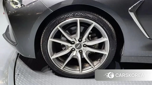 Genesis G70 id 3454844 из Кореи 16