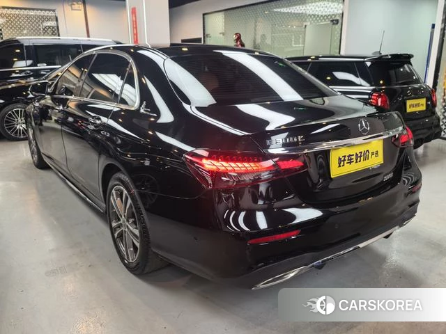 Mercedes-Benz E-Class 2023 Черный из Китая, фото 6