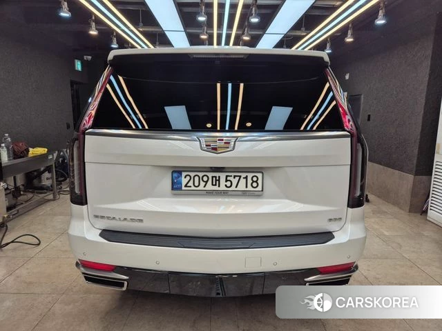 Cadillac Escalade 5th Generation 2022 Белый из Кореи, фото 6