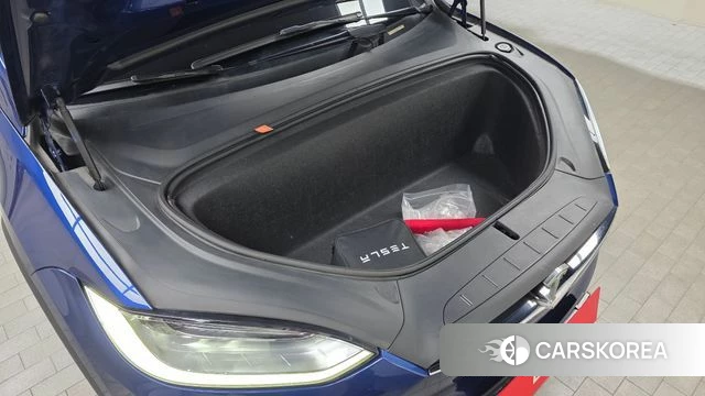 Tesla Model X id 4998467 из Кореи 16