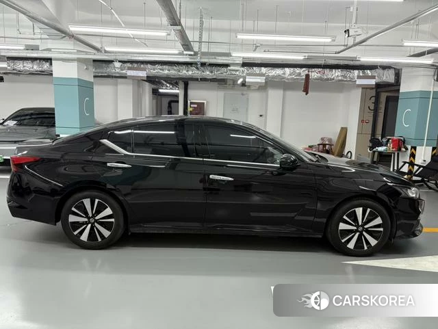 Nissan Altima 2022 Черный из Китая, фото 6