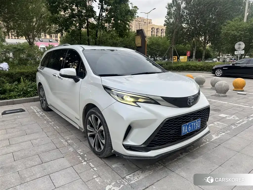 Toyota Granvia 2024 Белый из Китая, фото 6