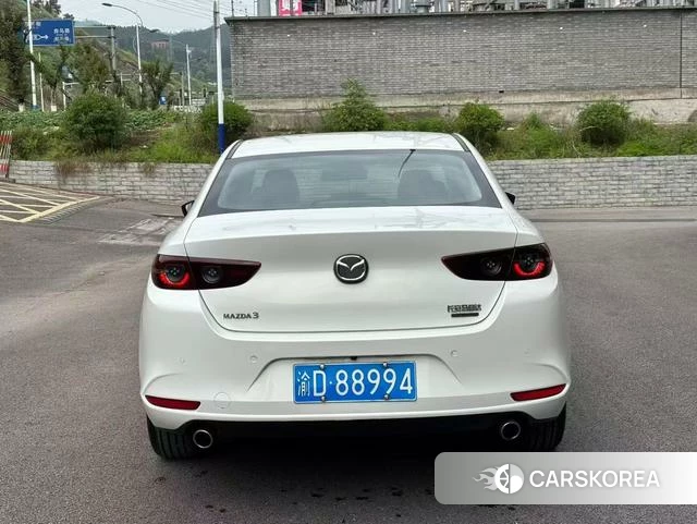 Mazda 3 2025 Белый из Китая, фото 6