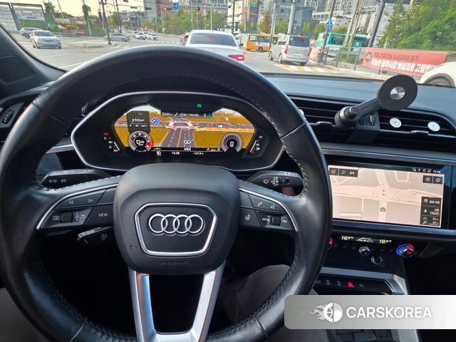 Audi Q3 (F3) 2020 Белый из Кореи, фото 6
