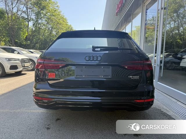 Audi A6 2022 Черный из Китая, фото 6
