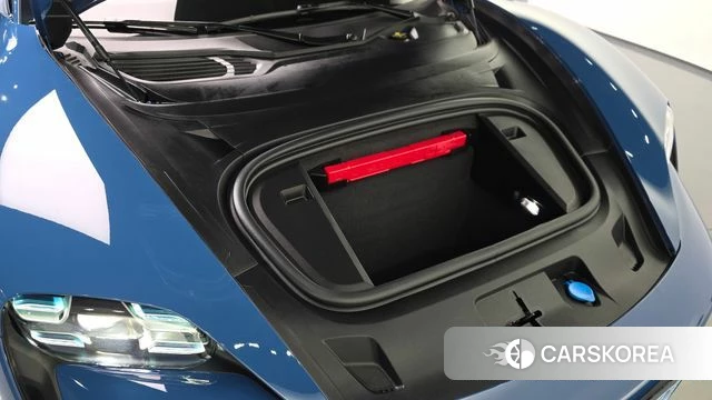 Porsche Taycan id 4893557 из Кореи 29