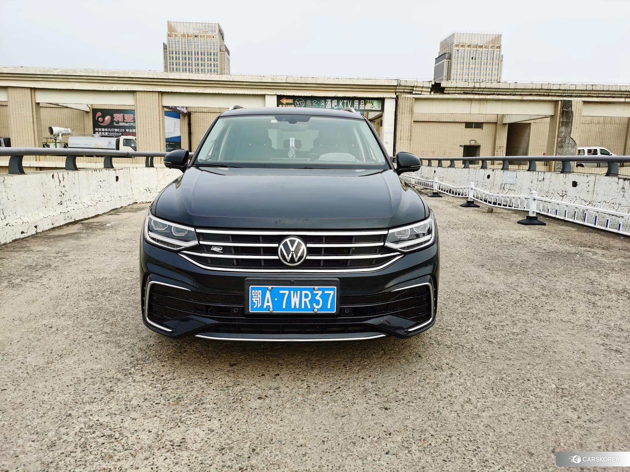 Volkswagen Tiguan L 2021 Черный из Китая, фото 6